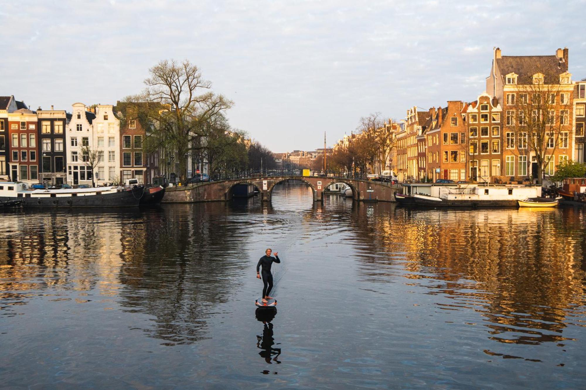 Motor Yacht Amazone Hotel Amsterdam Luaran gambar