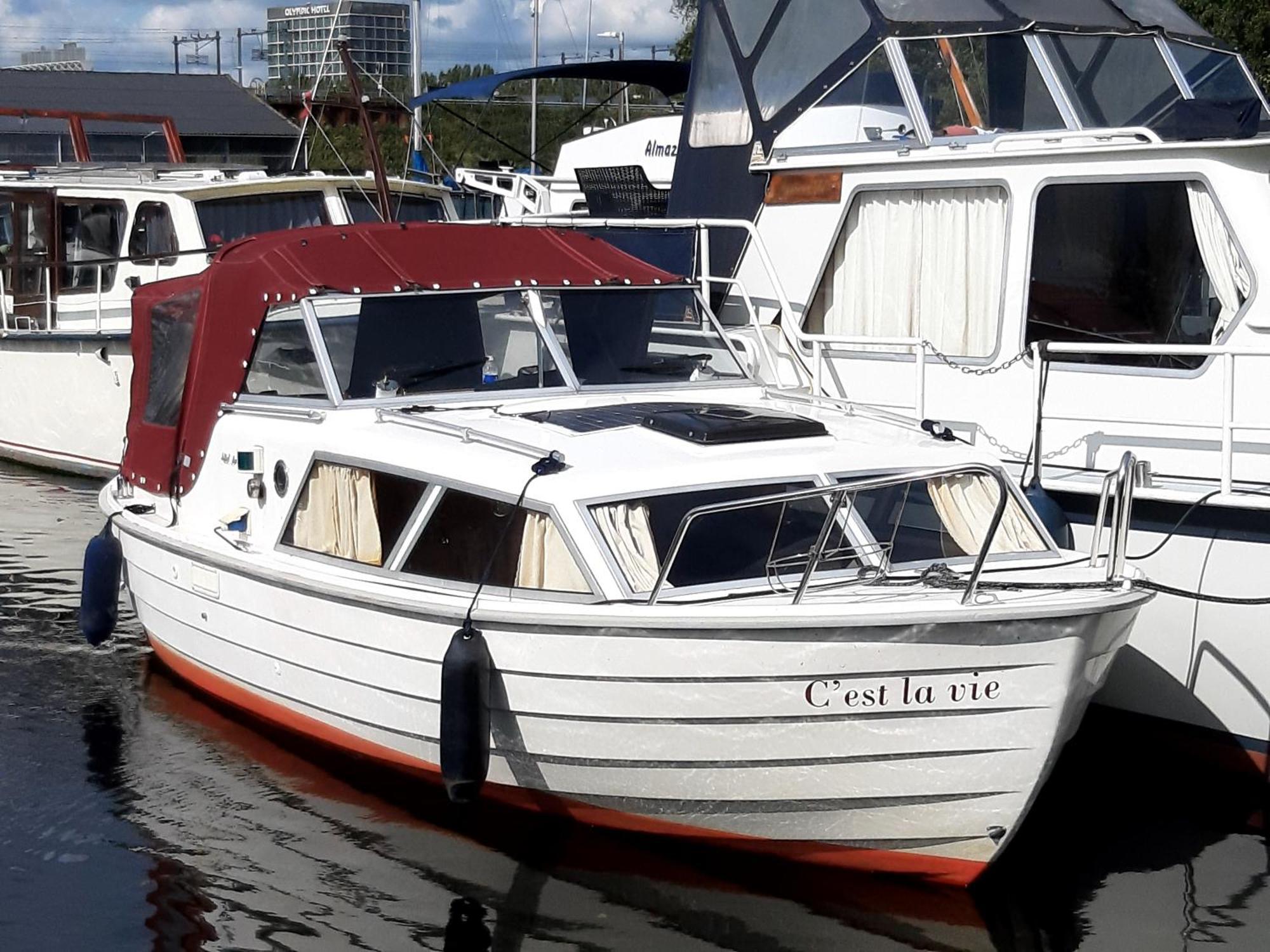 Motor Yacht Amazone Hotel Amsterdam Luaran gambar